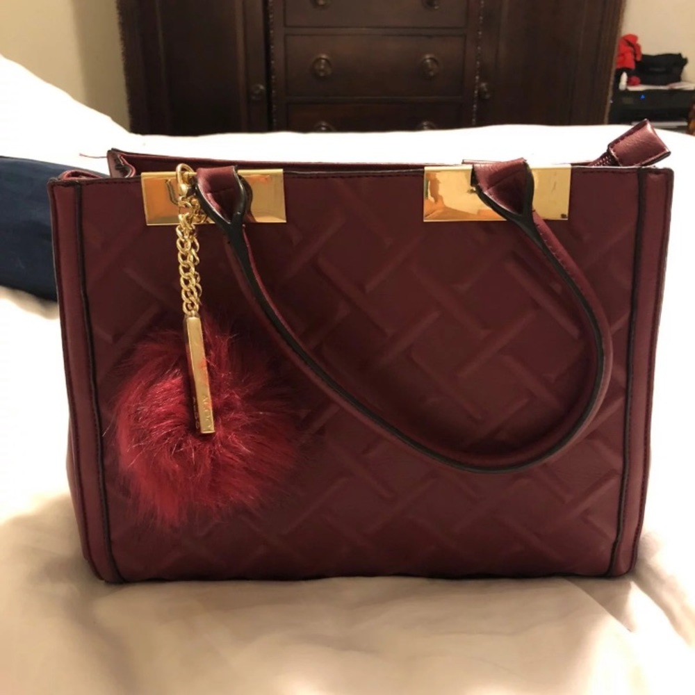 Handbag - Picture 4 of 5